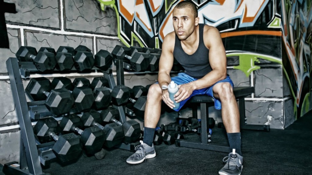 8 Choses que Vous Ne Devriez jamais faire dans une salle de musculation 11 10cboaforma