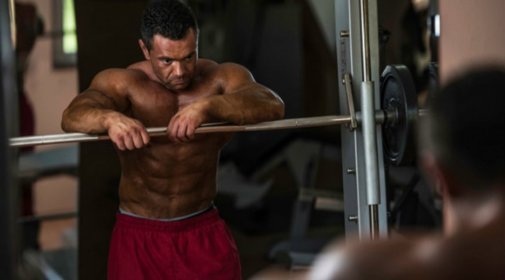 8 Choses que Vous Ne Devriez jamais faire dans une salle de musculation 12 10dboaforma