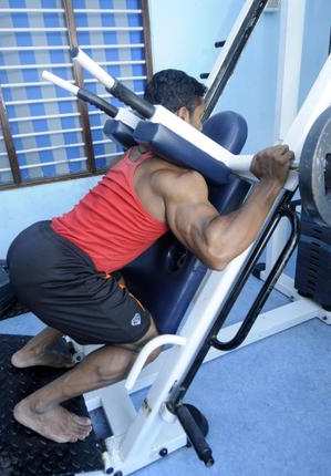 La formation de l'arrière Squat Technique des Conseils, et des Variations de 14 Quatre cent vingt-deux