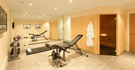 Comment mettre en place un Gymnase à la Maison Sans trop Dépenser 5 votresante.club votresante.club academia em casa1 2