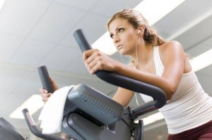 Comment Choisir l'Équipement de Cardio-fitness, une salle de Gym à la Maison 2 Vélo d'exercice