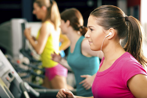 Les 14 points Qui ne Peuvent Pas Manquer dans votre Sac pour la salle de Gym 18 téléphone de l'académie