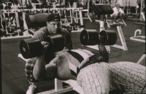 Musculation Greg Kovacs - l'Alimentation, de la Formation, des Mesures, des Photos et des Vidéos 3 greg_kovacs_bench