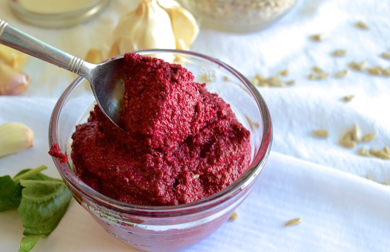 Des Calories à partir de la Betterave à sucre Types, Caractéristiques et des Conseils 6 santé-la betterave-pesto-cuillère