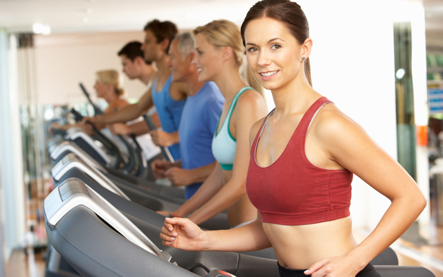 7 Conseils sur la façon De Surmonter votre Peur de la salle de Gym 17 La femme sur le Tapis