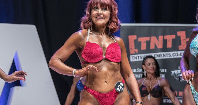 L'Incroyable Histoire de la grand-Mère Qui s'est Tourné vers la Musculation à l'âge de 63 ans 11 votresante.club votresante.club nia6