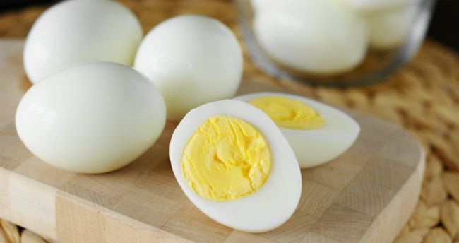 Que Manger pour Renforcer vos Ongles 17 Un oeuf dur