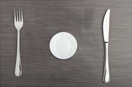 Comment Faire un Plat Sain dans un Restaurant Par le Livre 1 plaque-petit