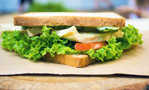 un sandwich de style