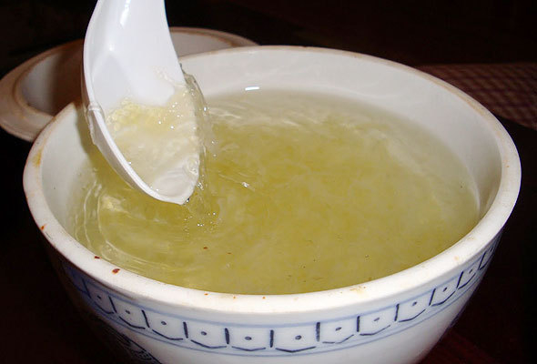 7 Aliments Exotiques Que vous Pouvez Faire pour Votre Santé 3 La soupe de nid d'oiseau