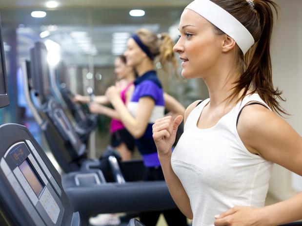 Les 14 points Qui ne Peuvent Pas Manquer dans votre Sac pour la salle de Gym 27 tiara-l'académie
